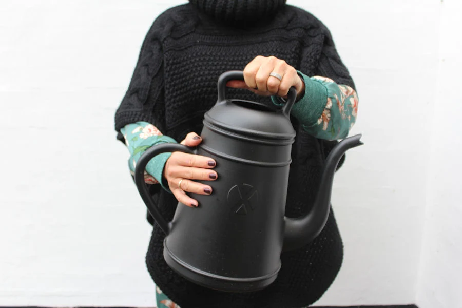 Lungo kastelukannu Vihreä - Old Green 8 litraa - Image 3